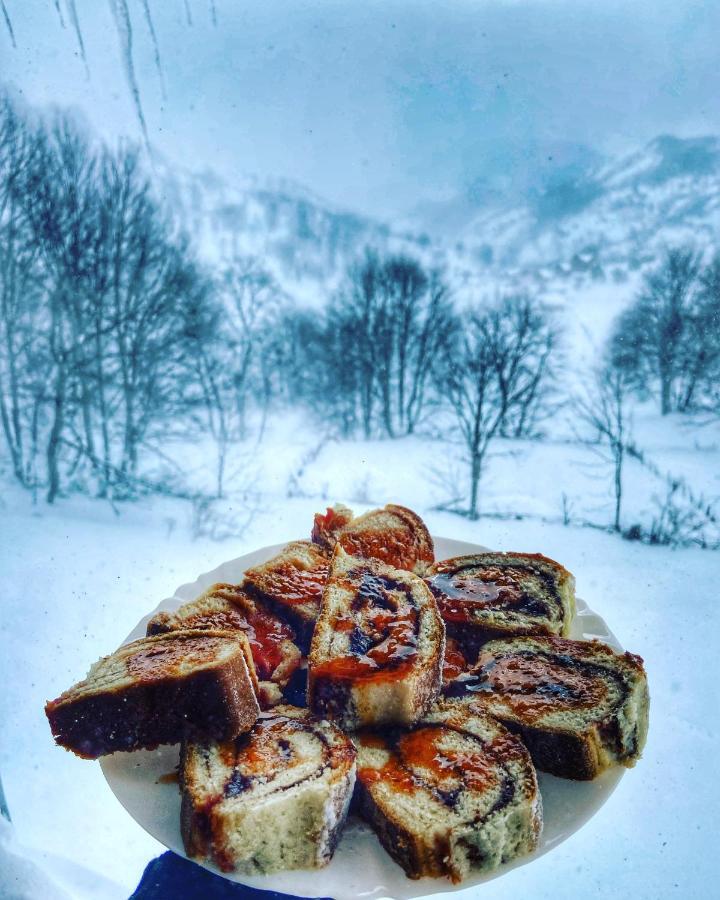 Konak Umoljani *